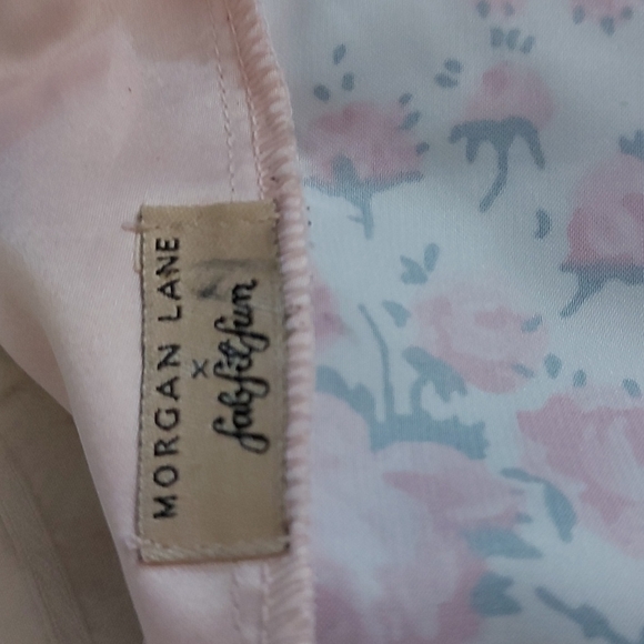 Morgan Lane Floral Robe/Barbie Core/Designer/One Size/NWOT - Picture 4 of 7